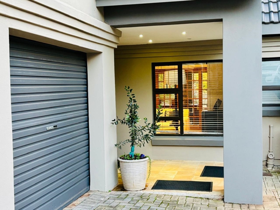 4 Bedroom Property for Sale in Riviera Glen Security Estate Free State